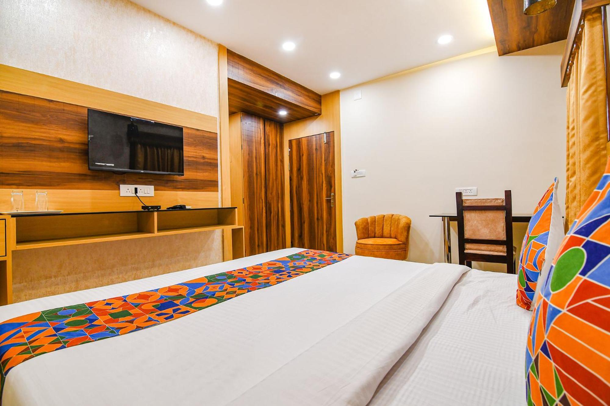 Fabhotel Sonali Golden Palace - Nr Bhubaneswar Railway Station מראה חיצוני תמונה