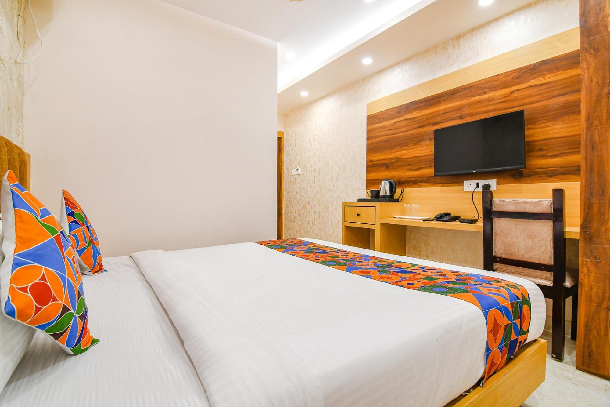 Fabhotel Sonali Golden Palace - Nr Bhubaneswar Railway Station מראה חיצוני תמונה